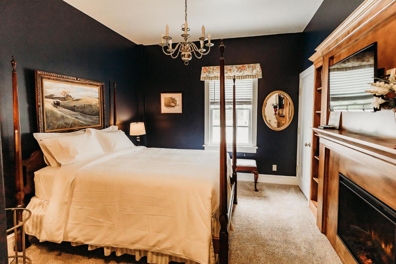 The Rochester Inn Sheboygan Falls Экстерьер фото
